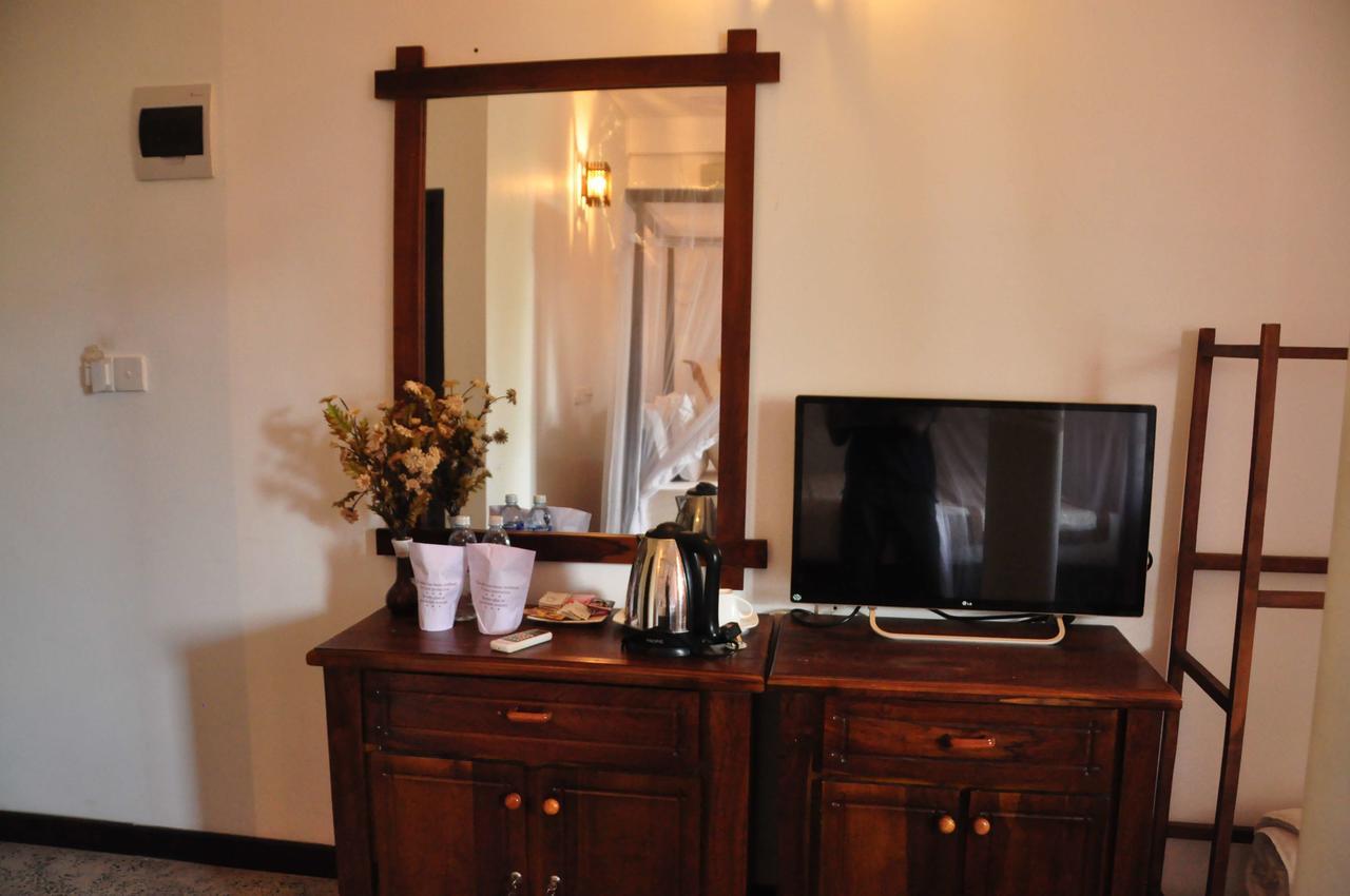 Wh Beach Resort Weligama Exterior foto