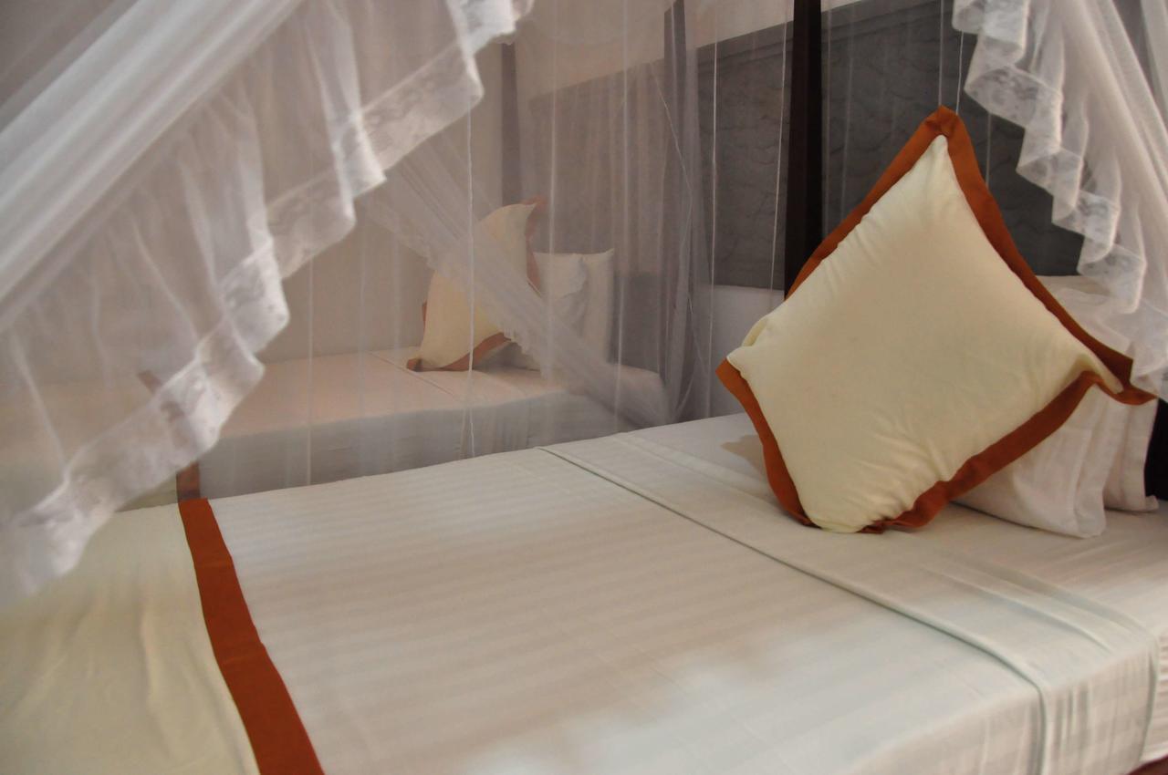 Wh Beach Resort Weligama Exterior foto