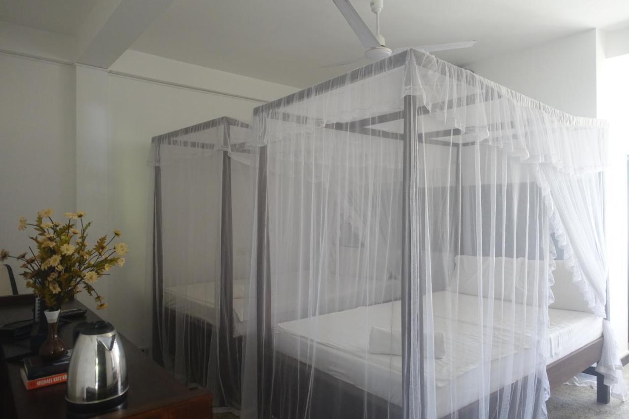 Wh Beach Resort Weligama Exterior foto